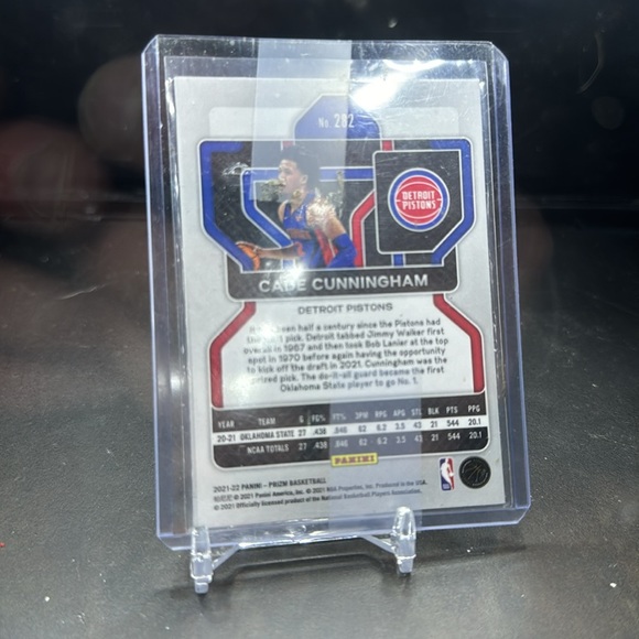 2022 Cade Cunningham card from Prizim base silver - Picture 2 of 2